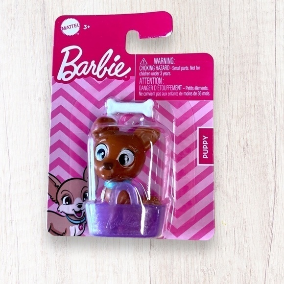 Mattel Barbie Pet Animal Accessories with Tote Set Puppy Dog NWT - Picture 1 of 1